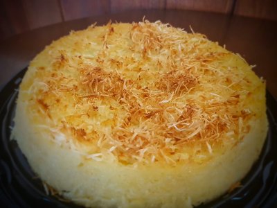 Bolo de aipim com coco